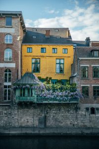 Façade du quartier du Vieux Namur