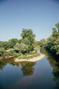 sur les bords du Cher le long de la V46