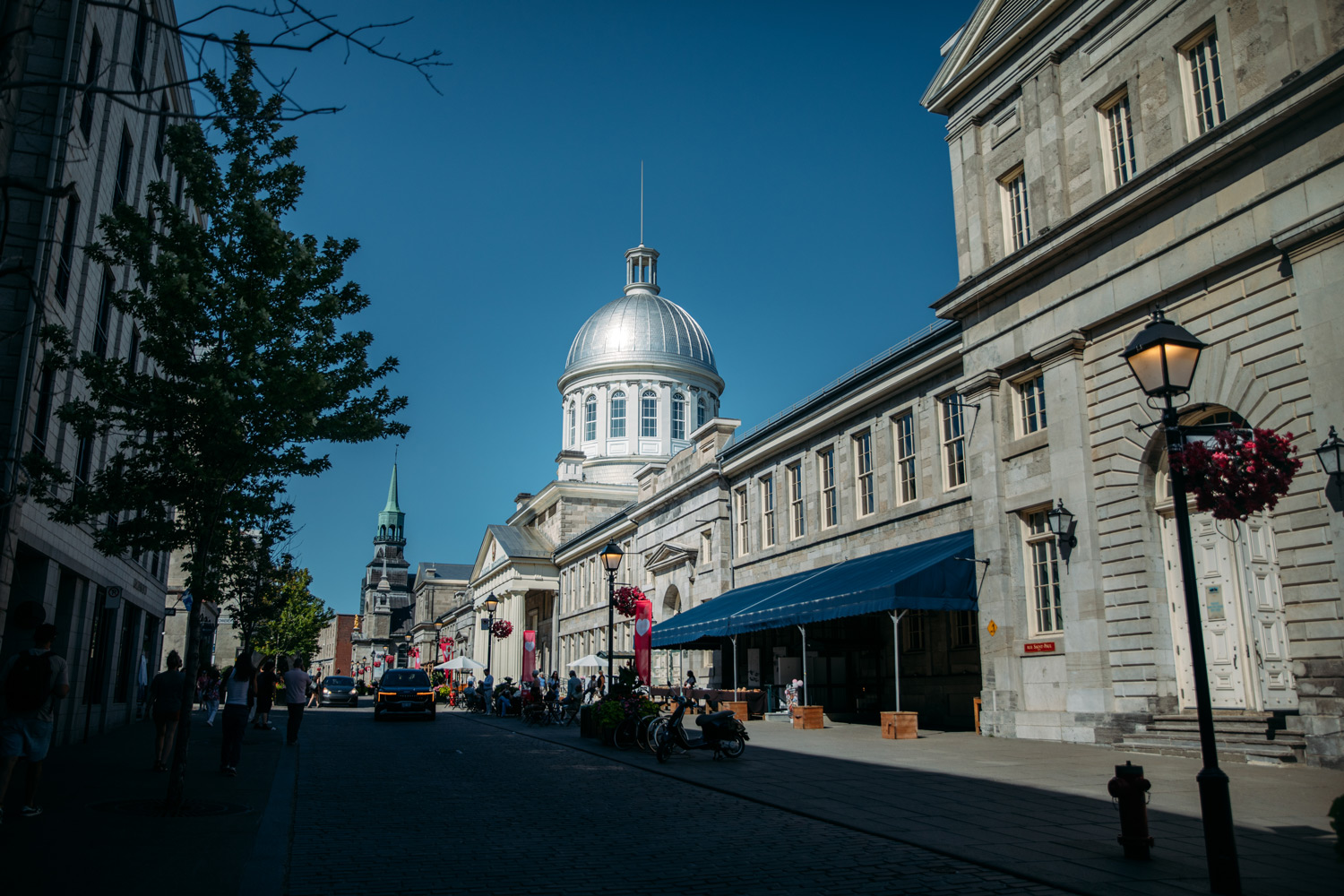 vue sur le marché bonsecours montréal
