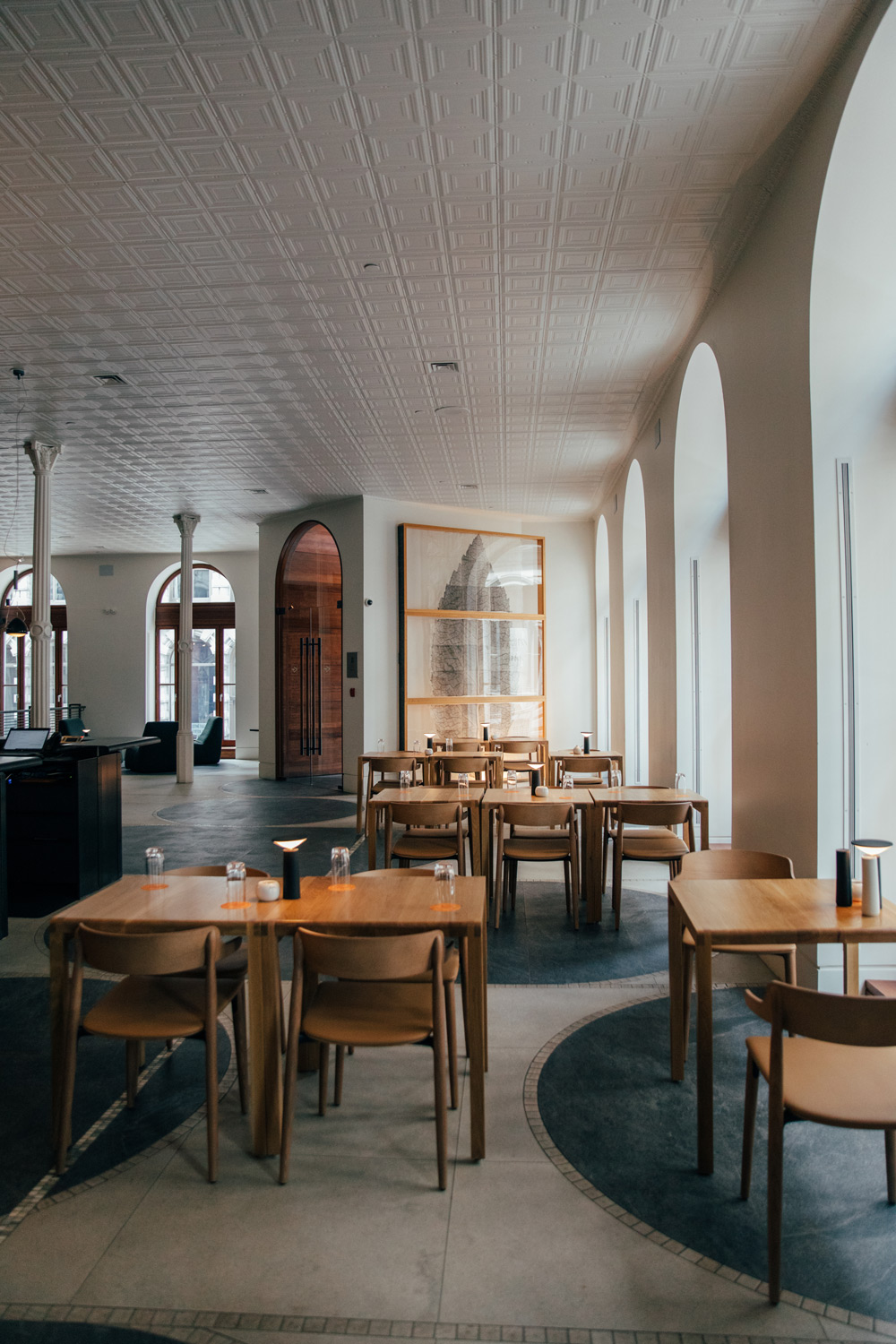 La décoration du hall de l'hôtel Gault à Montréal
